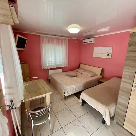 Guest house Vadlen 3*