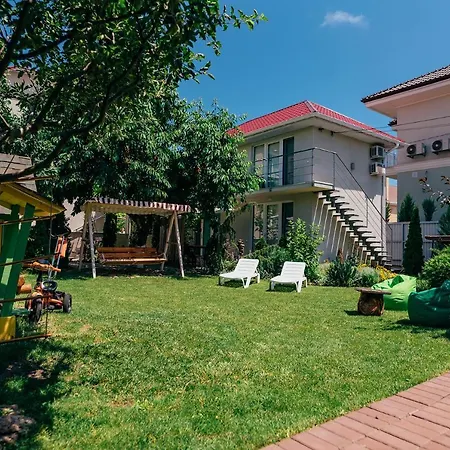 Vadlen 3* Odessa