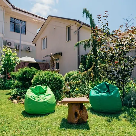 Vadlen Guest house